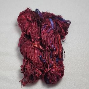 Feza ALP DAZZLE Handcrafted Red and Purple Yarn 2 Skeins